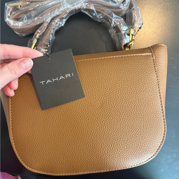 NWT Tahari Crossbody Bag in Rich Tan - Picture 4 of 5